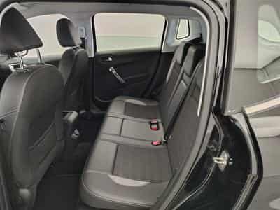 Peugeot 2008 1.2 PureTech Allure S-CUIR / NAVI / CARPLAY (2018) - Photo 12