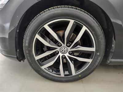 VW Golf 1.4 TSI 150cv Comfortline NAVI / PDC AV+AR / JA 16" (2019) - Photo 6