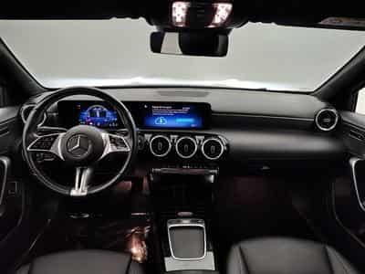 Mercedes A 180 A 180 d Luxury LINE CUIR/NAVI/FULL LED/JA/PDC AV AR (2023) - Photo 8