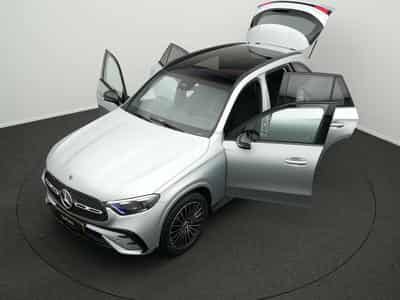 Mercedes GLC 220 d 4MATIC AMG-Line (2025) - Foto 14