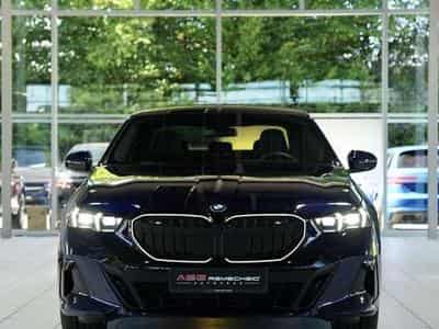 BMW 540 d Limousine xD M Sport Pro 1.H *Pano *Schale (2025) - Foto 4
