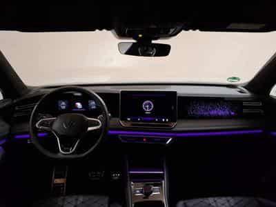 VW Tiguan R-Line 1.5 eTSI 7-Gang-DSG (2025) - Foto 11