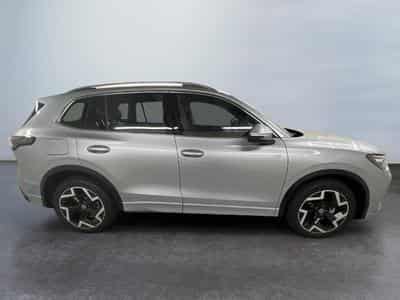 VW Tiguan R-Line (2026) - Foto 8