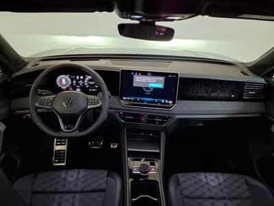 VW Tiguan R-Line 2.0 TSI 7-Gang-DSG 4MOTION (2026) - Photo 11