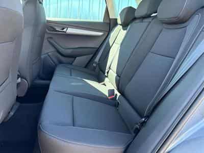 Skoda Karoq EXTRA 2,0 TDI (2026) - Foto 9