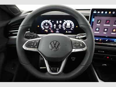 VW Passat Variant 2.0 TSI 195 kW 4Motion R-Line (2026) - Photo 5