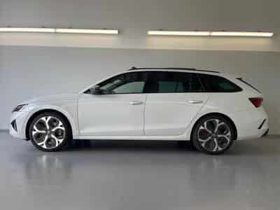 Skoda Octavia RS (2026) - Foto 3