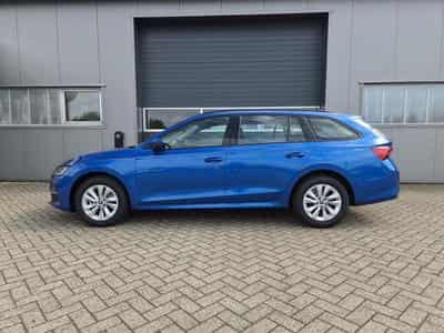Skoda Octavia 1.5 TSI 150PS (2026) - Foto 1