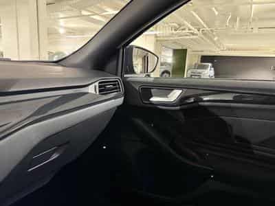 Ford Focus Clipper 1.0i EcoBoost MHEV 92kW ST-Line X (2023) - Photo 8