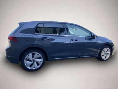 VW Golf (2024) - Photo 5