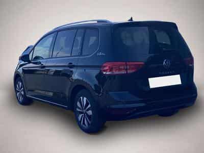 VW Touran (2025) - Photo 3