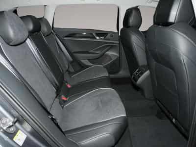 VW Passat (2025) - Photo 5
