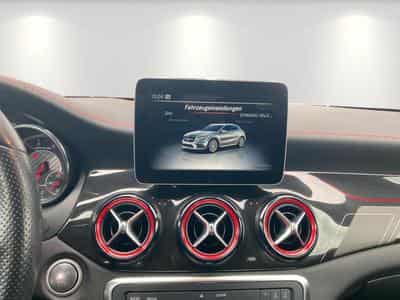 Mercedes GLA 45 AMG 4Matic Night Paket Pano (2018) - Photo 11