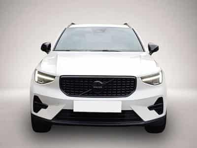 Volvo XC40 (2025) - Photo 3