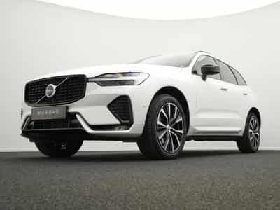 Volvo XC60 B4 AWD Plus Dark (2023) - Photo 10