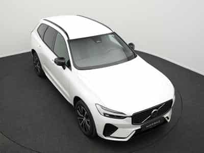 Volvo XC60 B4 AWD Plus Dark (2023) - Photo 12