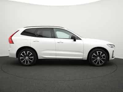 Volvo XC60 B4 AWD Plus Dark (2023) - Photo 5
