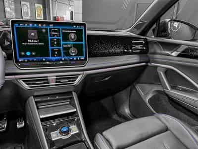 VW Tiguan Tiguan 2.0 TDI/DSG/4Motion R-Line/ AHK/Pano/360°/Leder/VOLL (2026) - Foto 13