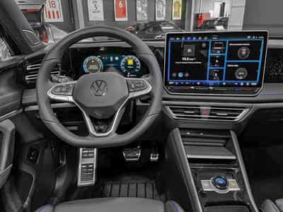 VW Tiguan Tiguan 2.0 TDI/DSG/4Motion R-Line/ AHK/Pano/360°/Leder/VOLL (2026) - Foto 12