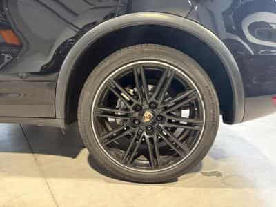Porsche Cayenne Cayenne S Diesel/Luftfederung/21/CUIR/AHK/VOLL (2014) - Foto 6