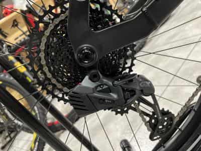 Fantic XTF 1.5 Race  L 630 Wh, 29''-29'', freins 2 pistons gris, 90 Nm (2026) - Foto 3