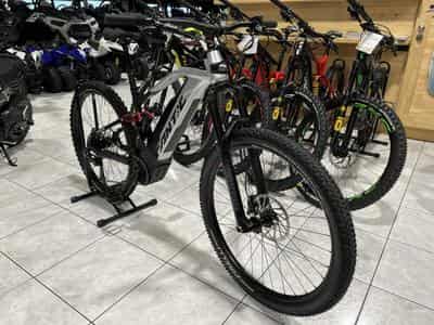 Fantic XTF 1.5 Race  L 630 Wh, 29''-29'', freins 2 pistons gris, 90 Nm (2026) - Foto 10