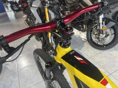 Fantic XTF 1.5 L 630 Wh, 29''-29'', freins 2 pistons, 90 Nm (2026) - Foto 2
