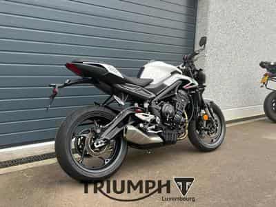 Triumph Street Triple R STREET TRIPLE 765 R (2026) - Photo 6