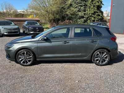 Hyundai I30 1.0 T-GDI 120 HYBRID CREATIVE DCT-7 (2024) - Foto 8