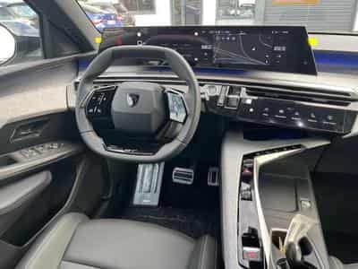 Peugeot 3008 1.2 HYBRID 136 GT E-DCS6 (2025) - Foto 6