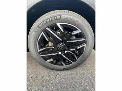 Peugeot 3008 1.2 HYBRID 136 GT E-DCS6 (2025) - Foto 12