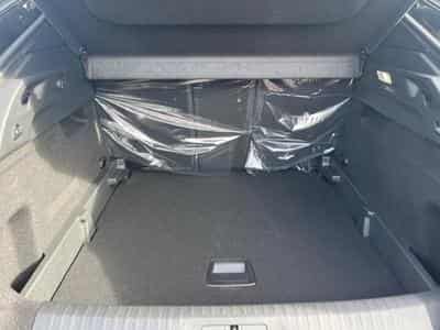 Peugeot 3008 1.2 HYBRID 136 GT E-DCS6 (2025) - Foto 14