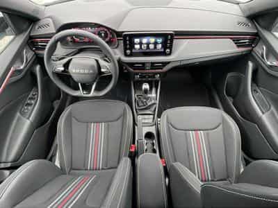 Skoda KAMIQ 1.0 TSI EVO 2 116 MONTE CARLO DSG7 (2026) - Foto 9