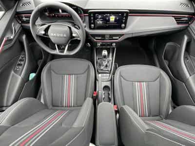 Skoda KAMIQ 1.0 TSI EVO 2 116 MONTE CARLO DSG7 (2026) - Foto 9