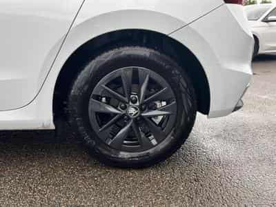 Skoda FABIA 1.0 TSI EVO2 95 SELECTION (2025) - Foto 9