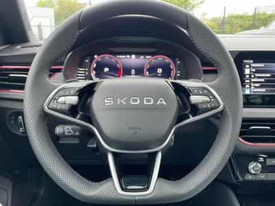 Skoda KAMIQ 1.0 TSI EVO 2 116 MONTE CARLO DSG7 (2026) - Foto 11