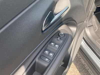 Alfa-Romeo JUNIOR 1.2 IBRIDA 145 SPECIALE E-DCT6 (2026) - Foto 11