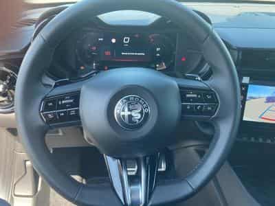 Alfa-Romeo JUNIOR 1.2 IBRIDA 145 SPECIALE E-DCT6 (2026) - Foto 14