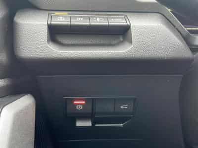 Dacia BIGSTER 1.8 HYBRID 155 JOURNEY (2025) - Foto 12