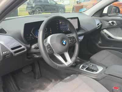 Bmw SERIE 1 (F70) 120DA 163 M SPORT DESIGN DKG7 (2025) - Foto 10