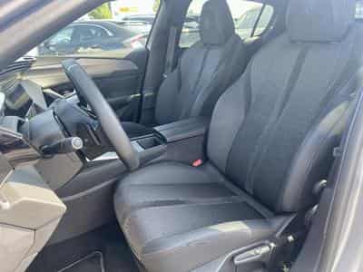Peugeot 308 1.2 HYBRID 145 GT E-DCS6 (2025) - Foto 10