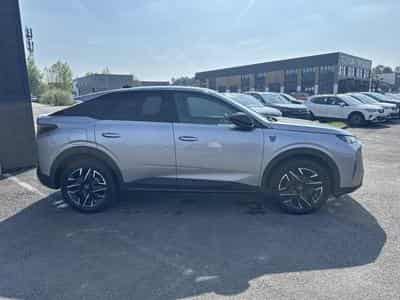Peugeot 3008 1.2 HYBRID 145 GT E-DCS6 (2025) - Foto 4