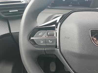 Peugeot 2008 1.2 100 ALLURE (2025) - Foto 15
