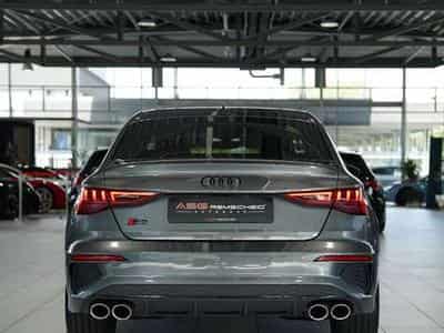 Audi S3 q. Limousine 2.H *19 *ACC*Matrix*B&O*Schale (2022) - Foto 9