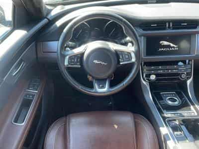 Jaguar XF 2.0D 180 BUSINESS R-SPORT BVA (2020) - Foto 11
