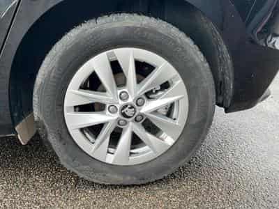 Skoda FABIA 1.0 TSI EVO2 95 SELECTION (2025) - Foto 9