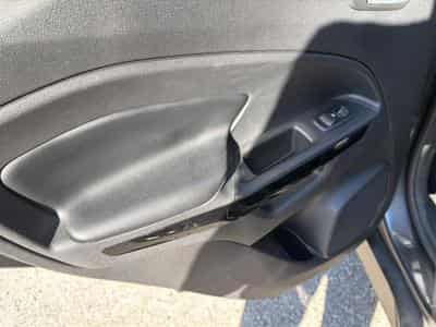 Ford ECOSPORT 1.5 ECOBLUE 95 ST-LINE (2020) - Photo 14