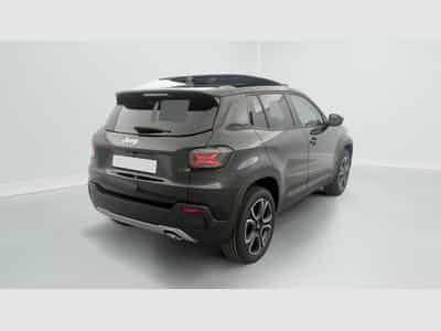 Jeep Avenger 1.2 Turbo T3 110 ch e-Hybrid BVR6 Summit (2026) - Foto 7