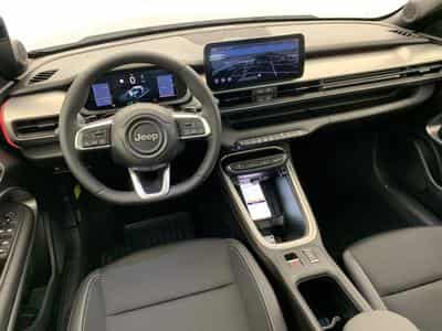 Jeep Avenger 1.2 Turbo T3 110 ch e-Hybrid BVR6 Summit (2026) - Foto 13