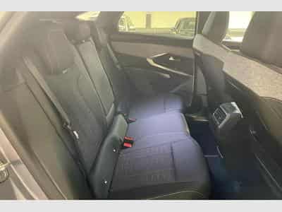 Peugeot 3008 Hybrid 145 e-DCS6 GT (2025) - Foto 10